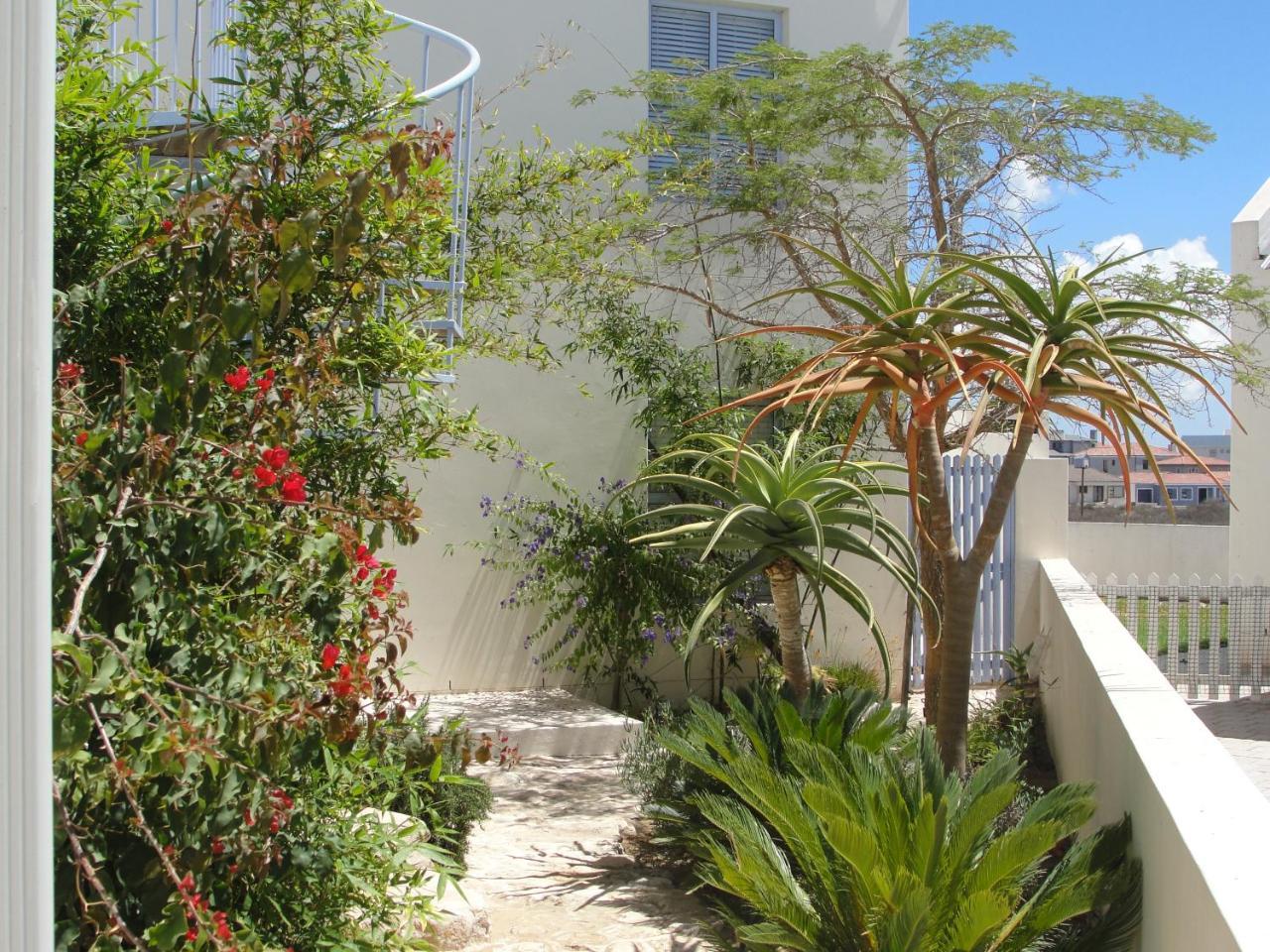 Perfect 10 - 10 To 13 Sleeper Luxury Holiday Home Breakage Deposit Of R2500 Per Weekend Lease ลางเงอบาน ภายนอก รูปภาพ