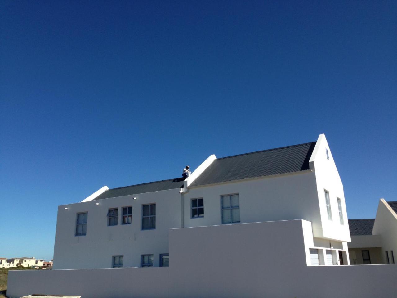 Perfect 10 - 10 To 13 Sleeper Luxury Holiday Home Breakage Deposit Of R2500 Per Weekend Lease ลางเงอบาน ภายนอก รูปภาพ