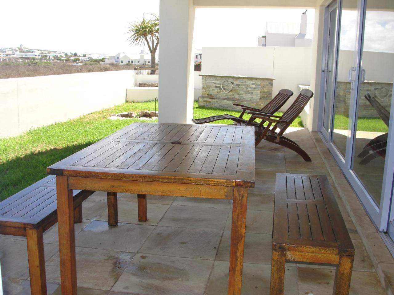 Perfect 10 - 10 To 13 Sleeper Luxury Holiday Home Breakage Deposit Of R2500 Per Weekend Lease ลางเงอบาน ภายนอก รูปภาพ